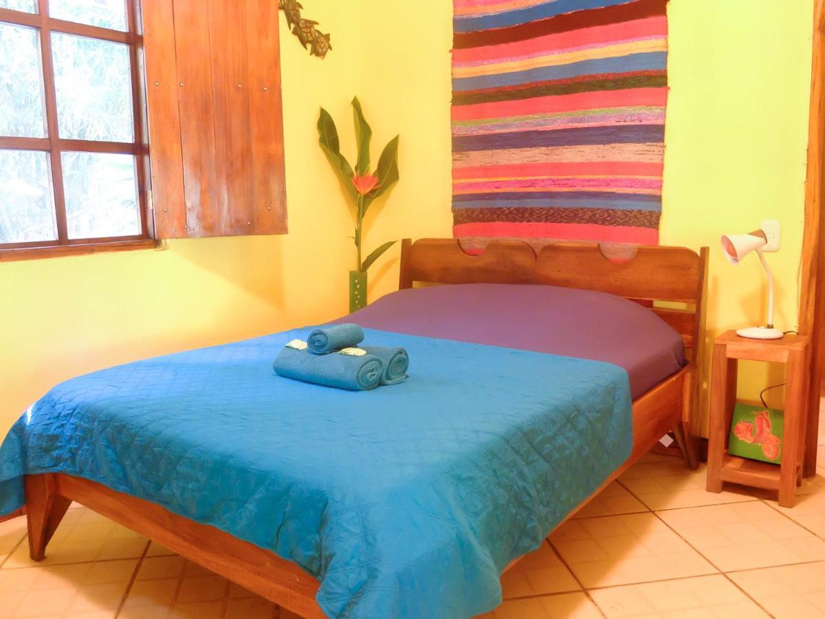 Casa Moabi Bed & Breakfast Коклес Стая снимка