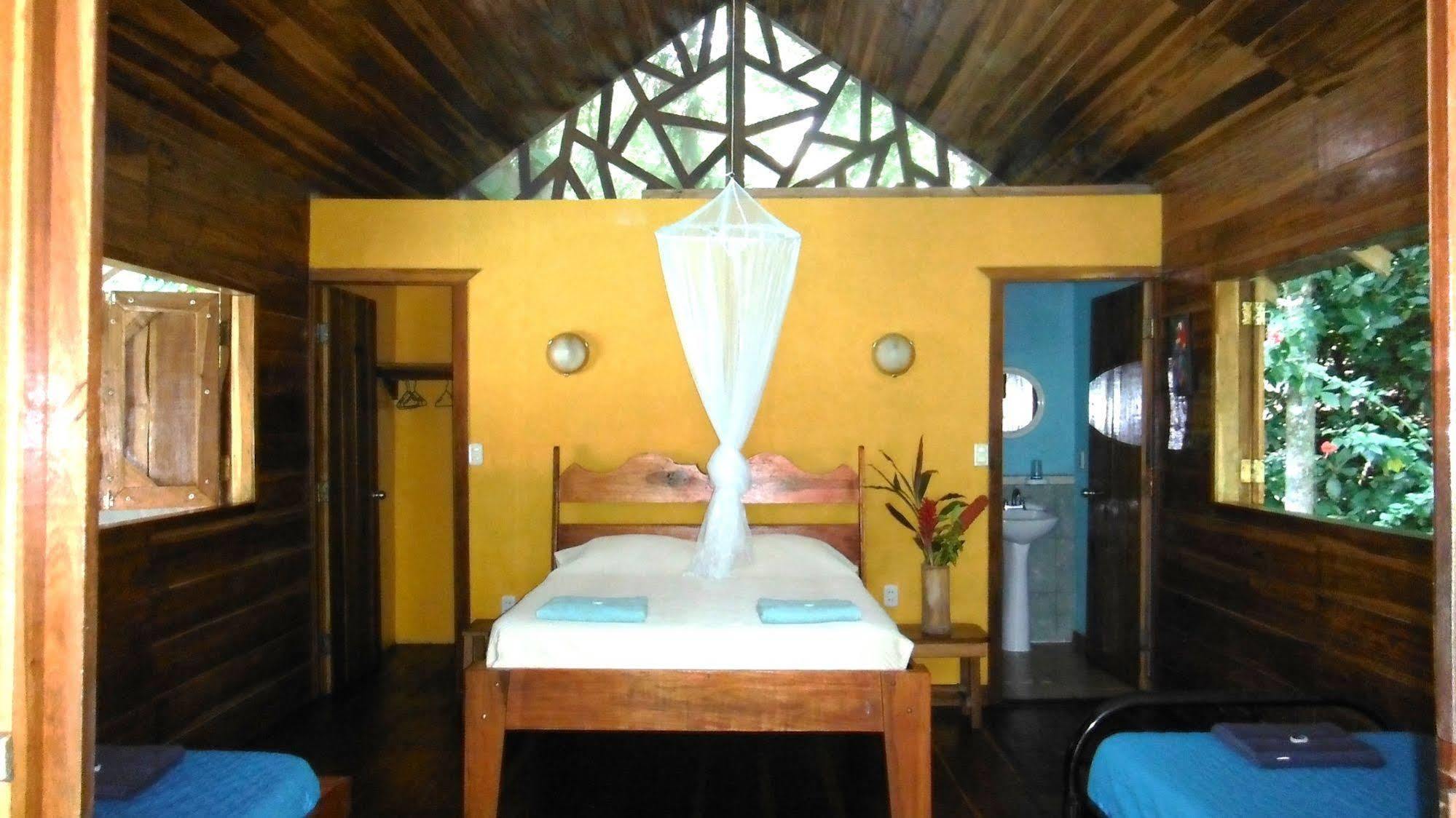Casa Moabi Bed & Breakfast Коклес Екстериор снимка